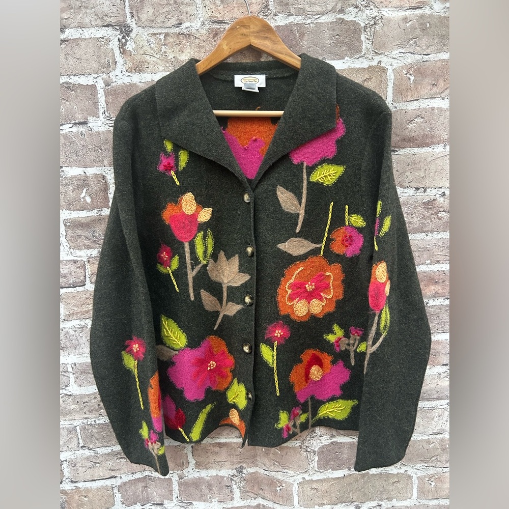 Vintage Y2K Talbots floral embroidered Wool cardigan Sweater size L